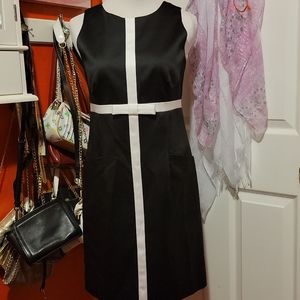 Nice dress 👗 ODESSSA SIZE 6 100% POLYESTER AND 10